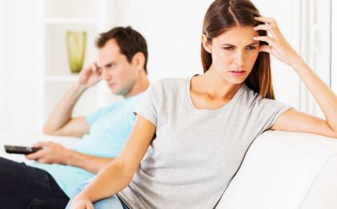 女人冷暴力行為有哪些 男人要看懂