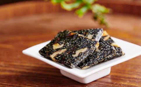 如何讓乳房二次發育 吃點阿膠很不錯