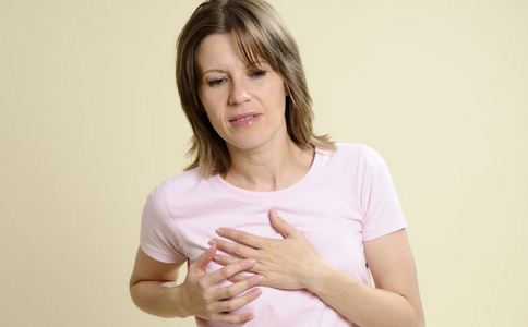 一碰到乳房就痛 女人到底是怎么了