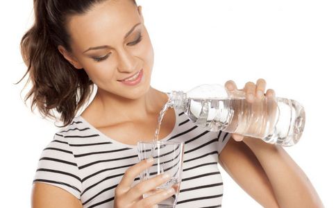 一碰到乳房就痛 女人到底是怎么了