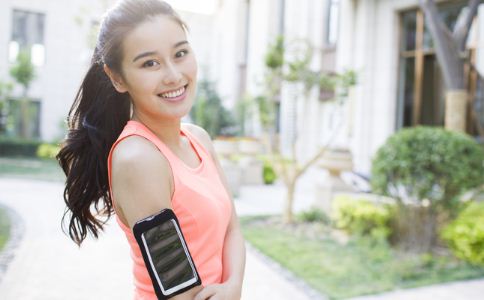 乳房突然變小是怎么回事 千萬不能亂減肥