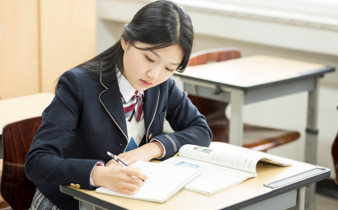家長怎么幫助青少年區分性愛與戀愛
