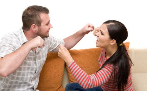 怎么樣擊退小三保住你的婚姻？