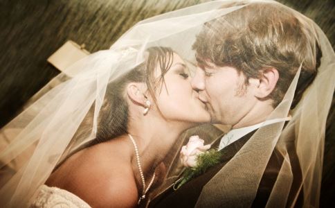 女人多少歲結婚？看數據來說話