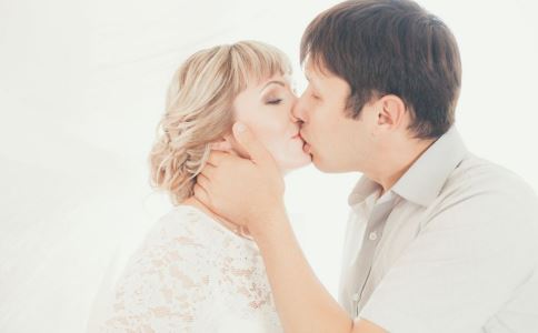 夫妻愛愛時陽具抽筋怎么辦？