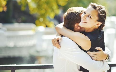 第一次約會送什么禮物給女生好