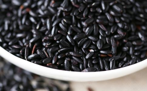 吃黑豆能補腎嗎 男人常吃黑豆的好處
