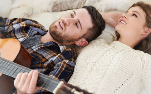 聊天是門學問 如何通過聊天讓女生對你有好感