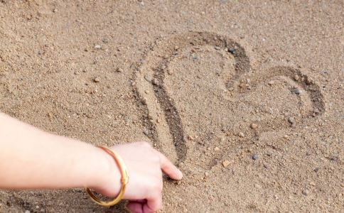 第一次約會(huì)手足無措？本文教你如何應(yīng)對(duì)問題