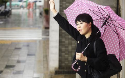 精明的女人不吃香 如何做一個聰明的傻女人