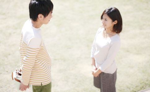 如果你總是不自覺做這些事 說明你已經(jīng)喜歡上了他