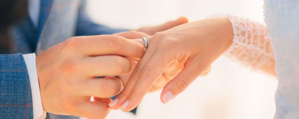 結婚后男人獲益更多 壓力能得到緩解