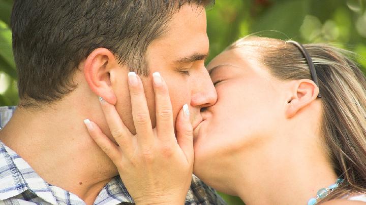 女性生理痛如何才可以緩解 教你這幾招緩解生理痛