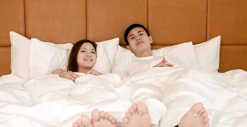 男生用手跟進(jìn)去有什么區(qū)別 手淫與性生活有何區(qū)別