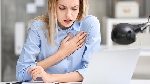 女孩第一次月經怎么辦 女孩初潮有什么注意事項