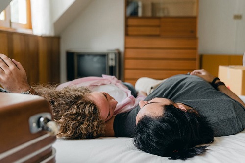 女性第二性征有什么表現 女性第二性征主要包括什么