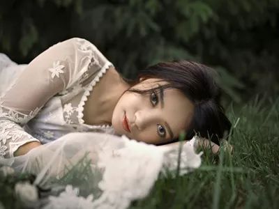 為什么男性喜歡模女性胸部 男人喜歡摸胸部的10理由