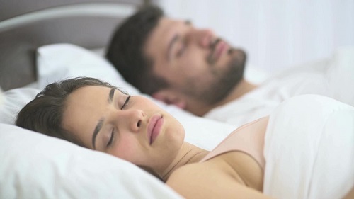 女性為什么在性愛時閉著眼 女性性生活閉著眼的原因一覽