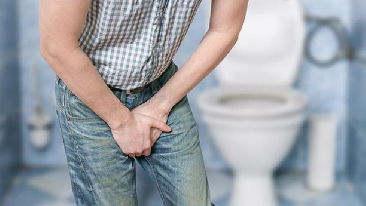 男性睪丸炎是怎么回事 男性睪丸炎有哪些癥狀