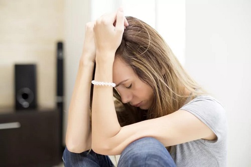 女人性冷淡是什么樣子的 盤點性冷淡女性的表現