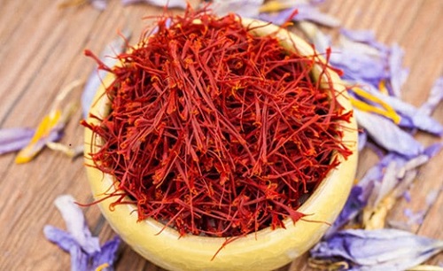女性經(jīng)期能不能喝藏紅花 本文盤點經(jīng)期喝藏紅花的影響