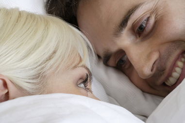 男生怎么給女生做前戲? 性愛同房攻略一覽