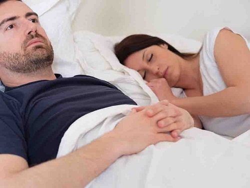 乳暈上有凸起的小疙瘩是怎么回事 女性乳暈出現小疙瘩是什么原因