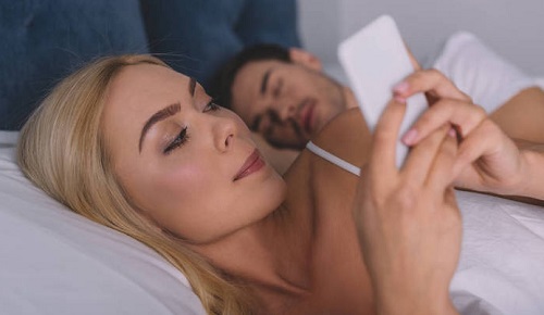 哪些秘密武器可以讓女性尖叫 使用性玩具增加刺激