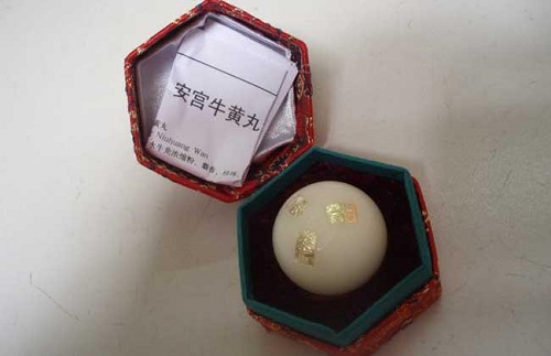 一年哪四個節(jié)氣吃安宮牛黃丸 哪三種人不宜吃安宮牛黃丸