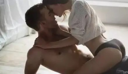 坐在上面怎么動最舒服 女上位應該怎么動