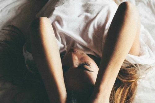 女性愛愛時噴水是什么意思 是不是所有女人都會噴水