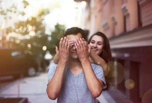 男人有多想睡自己最愛的女人 怎么能讓男人更愛你