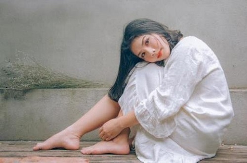 女人想要時(shí)最明顯的三個(gè)信號(hào)是什么 男人能夠看出來的性暗示有哪