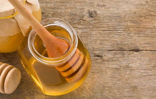 哪些人不適合吃蜂蜜? 經常吃蜂蜜對人有什么好處