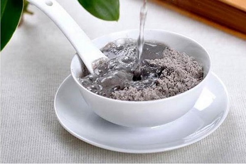 黑芝麻糊的功效是什么 黑芝麻糊怎么吃補(bǔ)腎