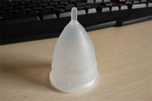 多大的女孩可以使用月經(jīng)杯 月經(jīng)杯多久更換一次