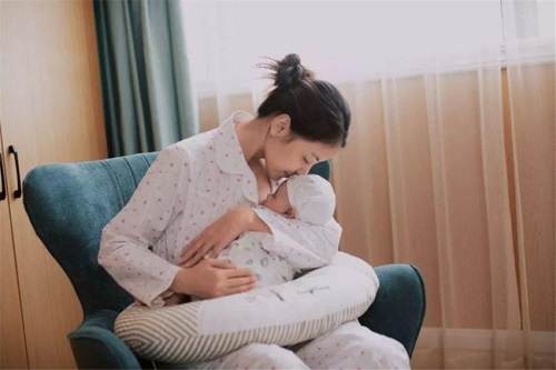 哺乳期能喝優酸乳嗎 哺乳期十大禁忌水果是什么