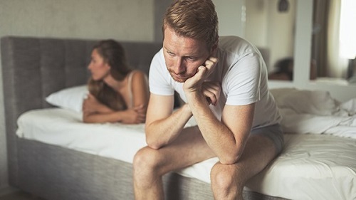 35歲夫妻多久一次性生活 如何提高夫妻生活的頻率