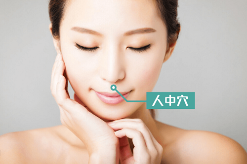 中暑掐人中有用嗎 中暑的處理方法有哪些