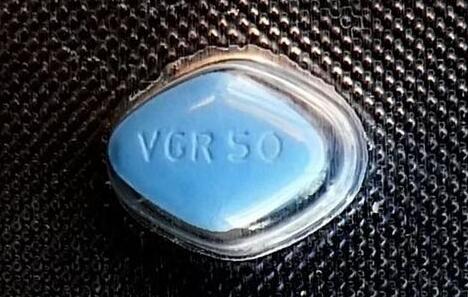 延時噴劑能不能和偉哥一起用 延時噴劑和偉哥的效果能疊加嗎