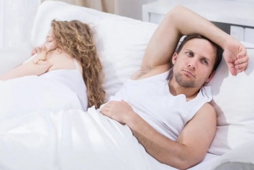 認識一周就毛手毛腳的男人好嗎 怎么看待毛手毛腳的男人