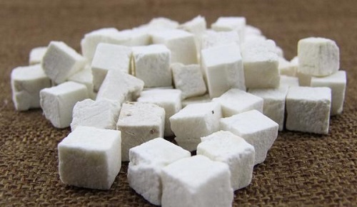 茯苓的作用與功效是什么 氣血不足的人能吃茯苓嗎